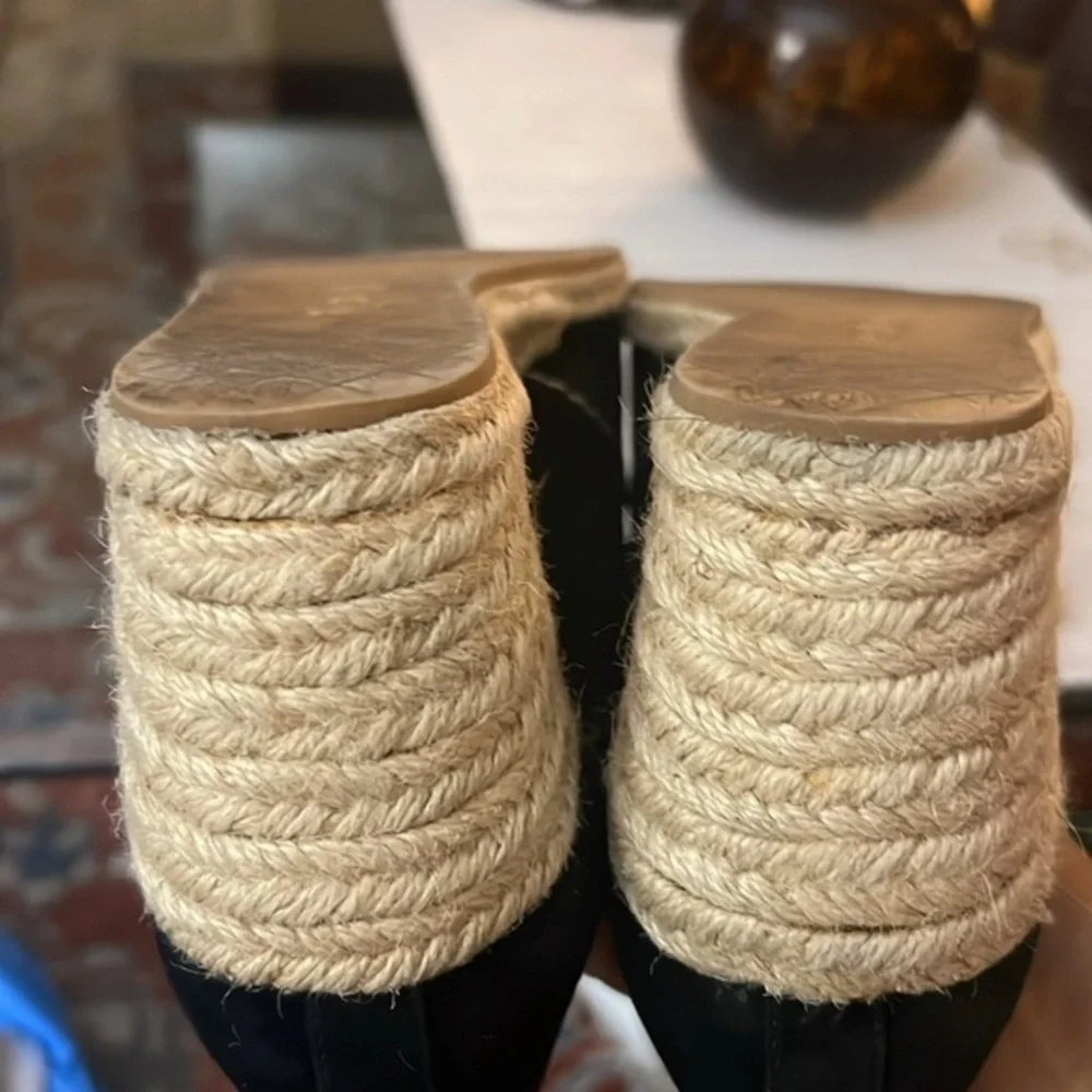 DONALD PLINER ESPRADILLE SIZE 10
